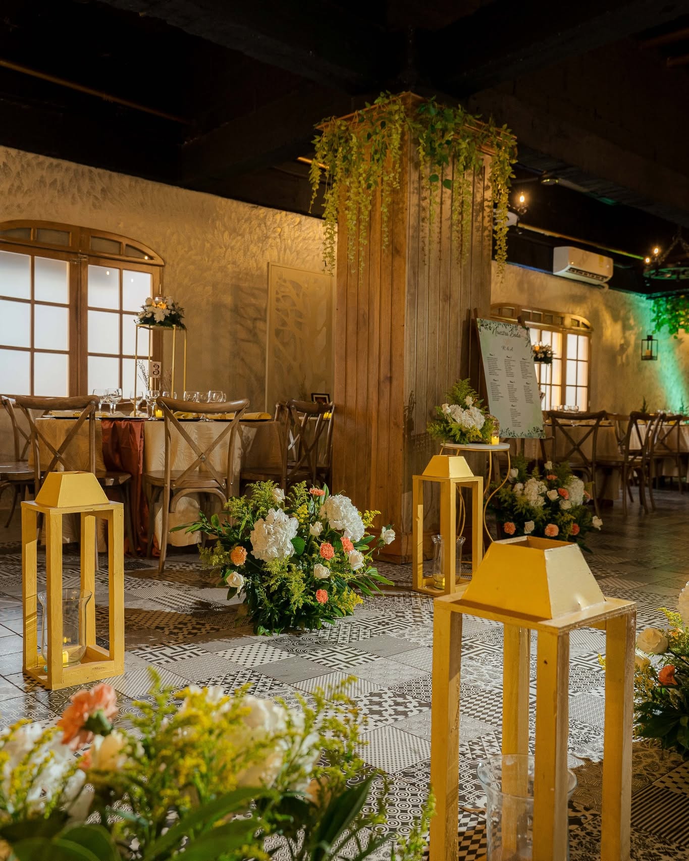 Detalle de cocteles en Brasa & Barril Alto Bosque