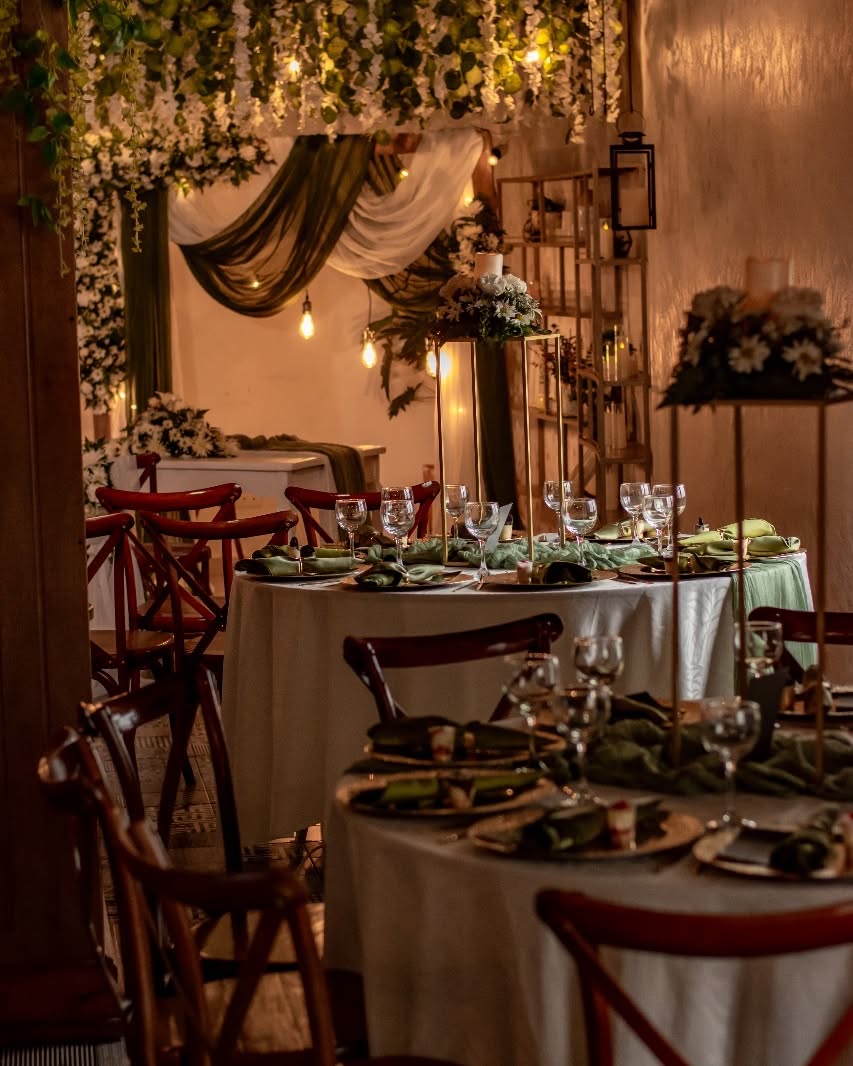 Plato de carne a la brasa en Brasa & Barril Alto Bosque